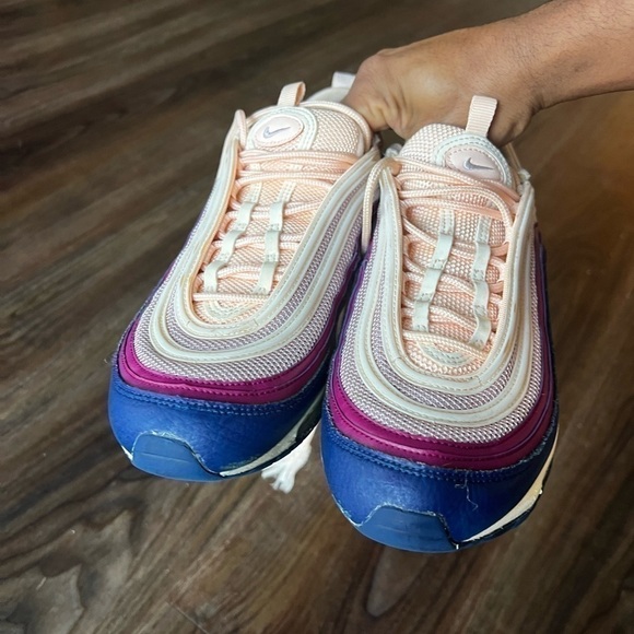 Nike Air Max - Picture 10 of 11